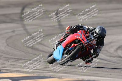 media/Jan-15-2026-Racers Edge (Thu) [[dfebeb70ab]]/3-B Group/Session 2 (Bowl Exit)/